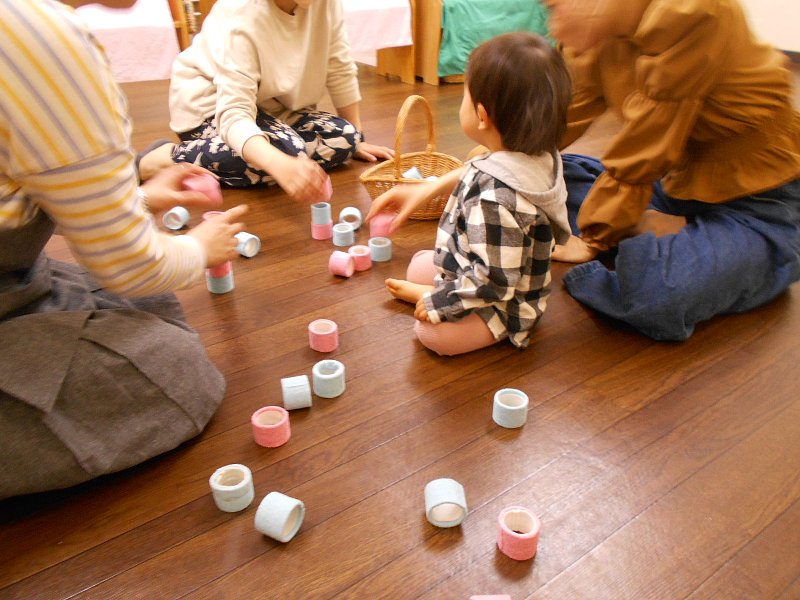 創造教室こびとのおうち 親子クラスの様子